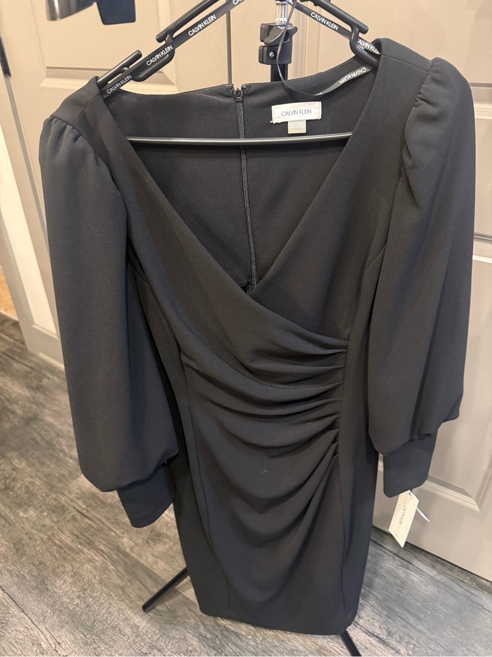 Calvin Klein Black Ruched V-Neck Puff-Sleeve Midi Dress